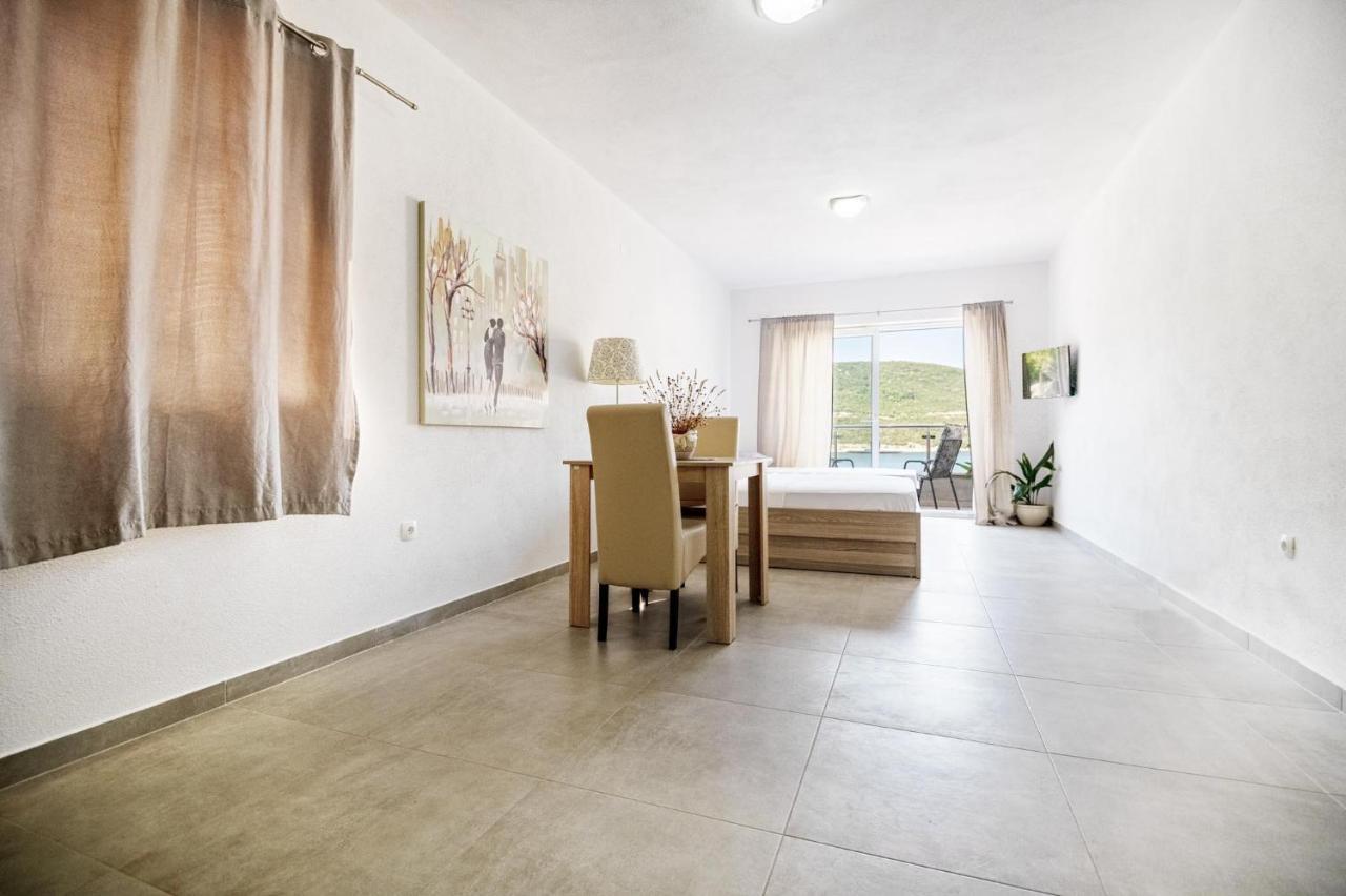 Apartmani Divna Neum Extérieur photo